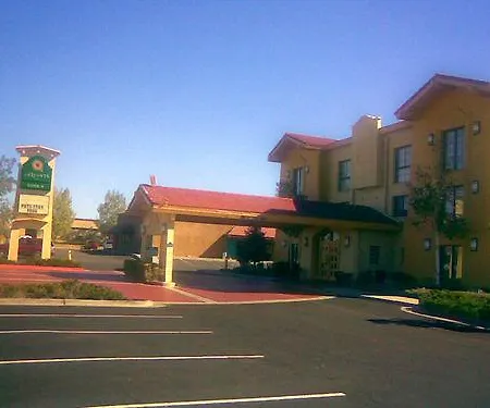 La Quinta By Wyndham 3*
